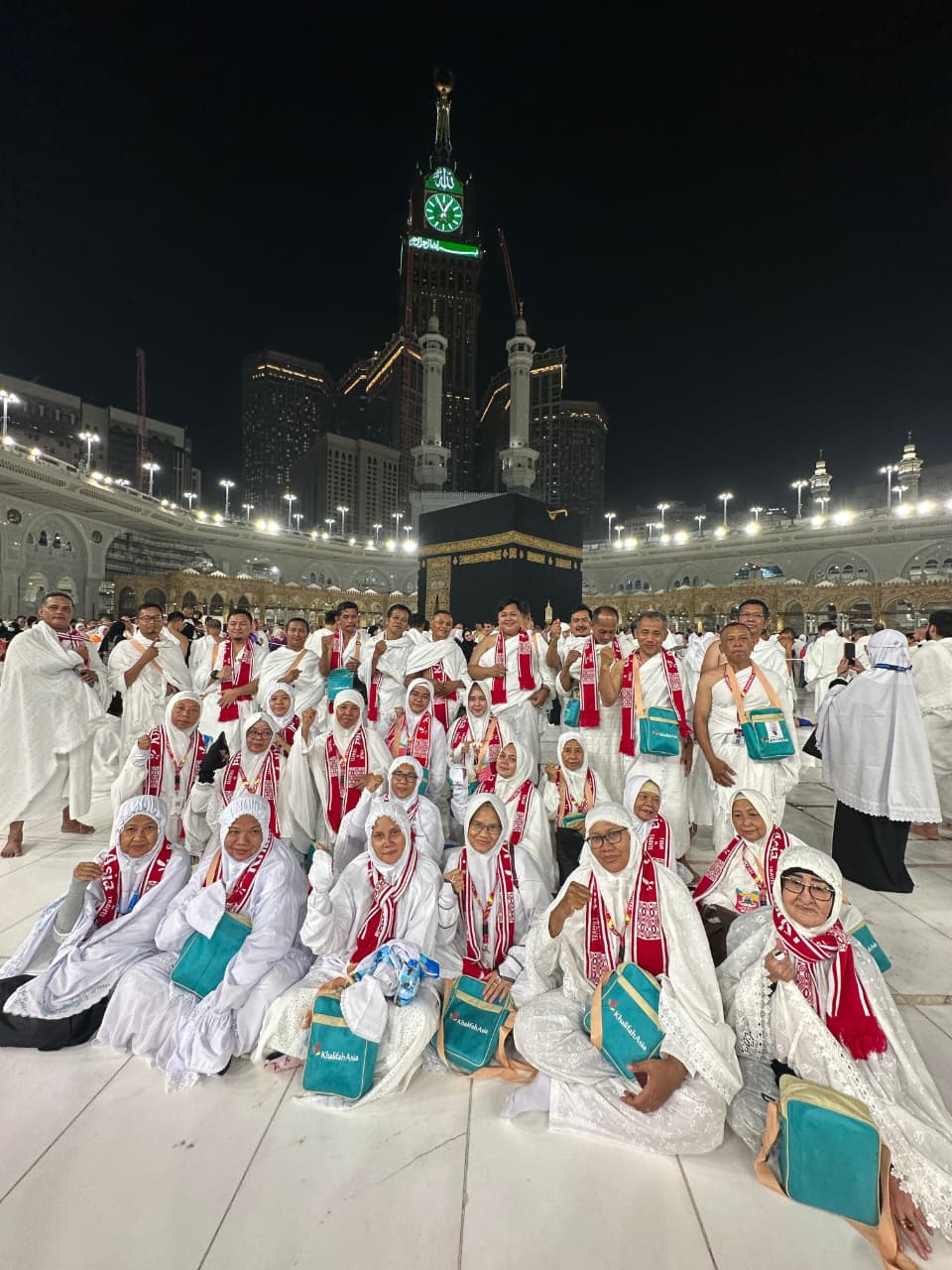 Pembimbing Umroh Khalifah Asia Bekasi